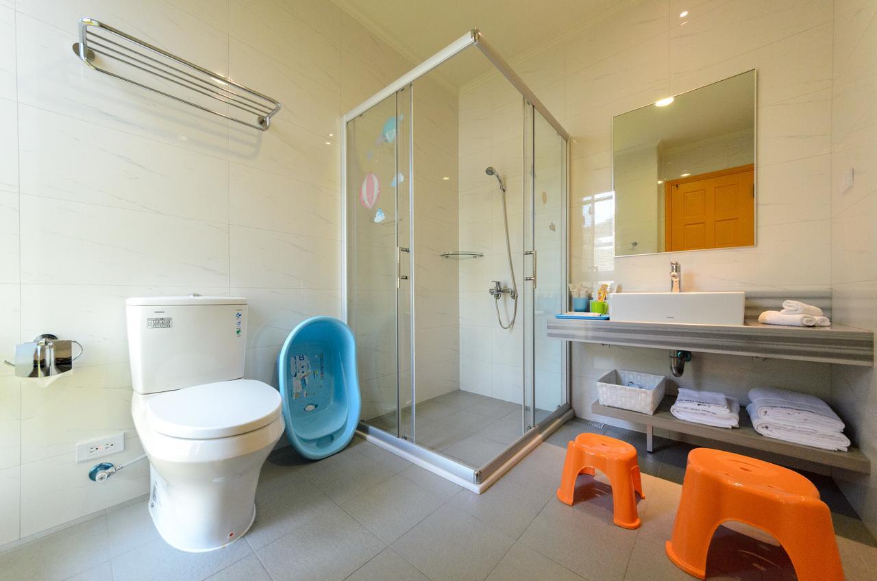 Elsa House Hotel Tainan Bagian luar foto